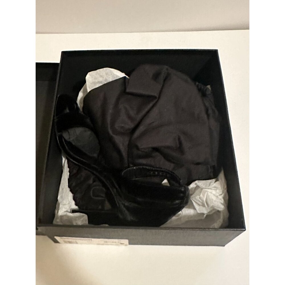 Saint Laurent Black Velvet Heels - Picture 7 of 8